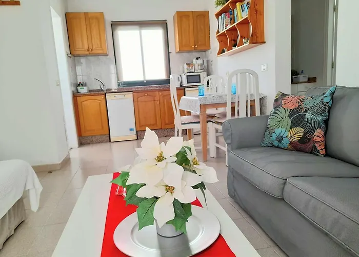 Апартаменты Vincent, Cozy And Sunny Over The Rooftops Пуэрто дель Кармен