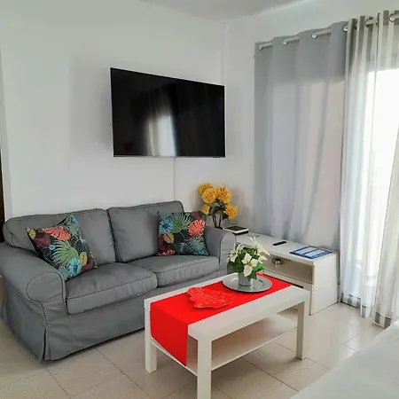 Apartamento Vincent, Cozy And Sunny Over The Rooftops *