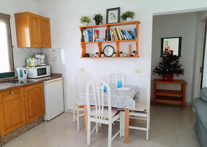 דירה Vincent, Cozy And Sunny Over The Rooftops פוארטו דל כרמן